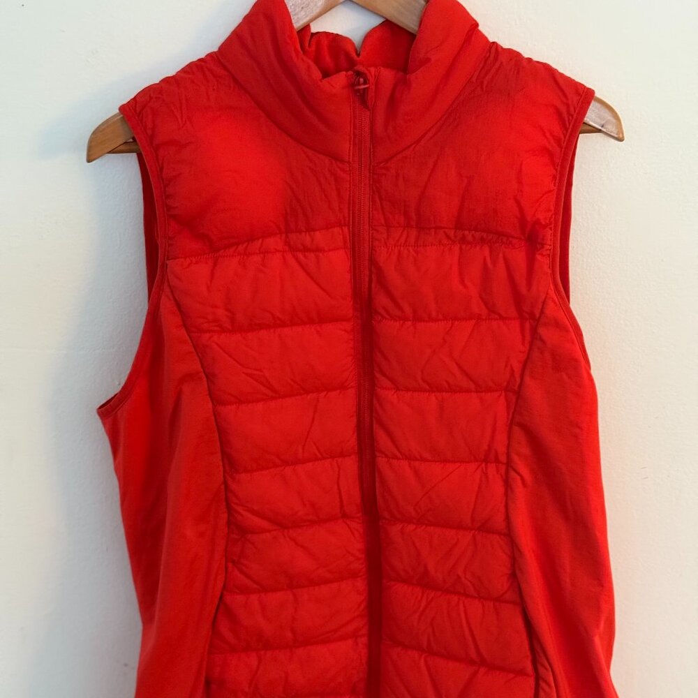 Savvi Puffer Vest in Red